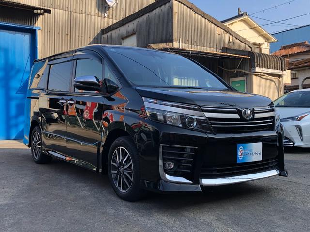 ヴォクシー ＺＳ　煌ＩＩ　純正１０インチナビフルセグＴＶ　純正１２インチフリップダウンモニター　バックモニター　トヨタセーフティセンス　両側パワースライドドア　純正ドラレコ　ＨＤＭＩ／ＵＳＢ端子　ＬＥＤヘッドＬＥＤフォグ（2枚目）