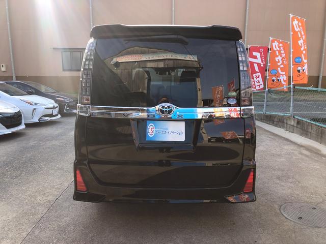 ヴォクシー ＺＳ　煌ＩＩ　純正１０インチナビフルセグＴＶ　純正１２インチフリップダウンモニター　バックモニター　トヨタセーフティセンス　両側パワースライドドア　純正ドラレコ　ＨＤＭＩ／ＵＳＢ端子　ＬＥＤヘッドＬＥＤフォグ（12枚目）