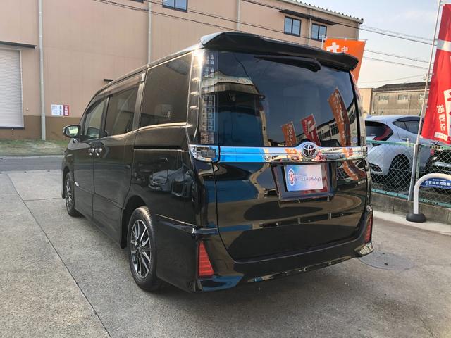 ヴォクシー ＺＳ　煌ＩＩ　純正１０インチナビフルセグＴＶ　純正１２インチフリップダウンモニター　バックモニター　トヨタセーフティセンス　両側パワースライドドア　純正ドラレコ　ＨＤＭＩ／ＵＳＢ端子　ＬＥＤヘッドＬＥＤフォグ（13枚目）