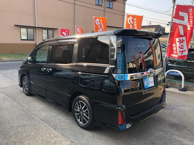 ヴォクシー ＺＳ　煌ＩＩ　純正１０インチナビフルセグＴＶ　純正１２インチフリップダウンモニター　バックモニター　トヨタセーフティセンス　両側パワースライドドア　純正ドラレコ　ＨＤＭＩ／ＵＳＢ端子　ＬＥＤヘッドＬＥＤフォグ（17枚目）