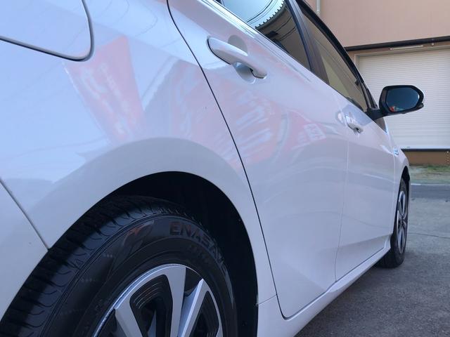 プリウスＰＨＶ Ｓセーフティパッケージ　純正８インチディスプレイオーディオ　ナビフルセグＴＶ・パノラミックビューモニター・セーフティセンス・ビルトインＥＴＣ・ＢＳＭ・５人乗り・クリソナ・ＡＣ１００Ｖ・社外デジタルインナーミラー型前後ドラレコ（16枚目）