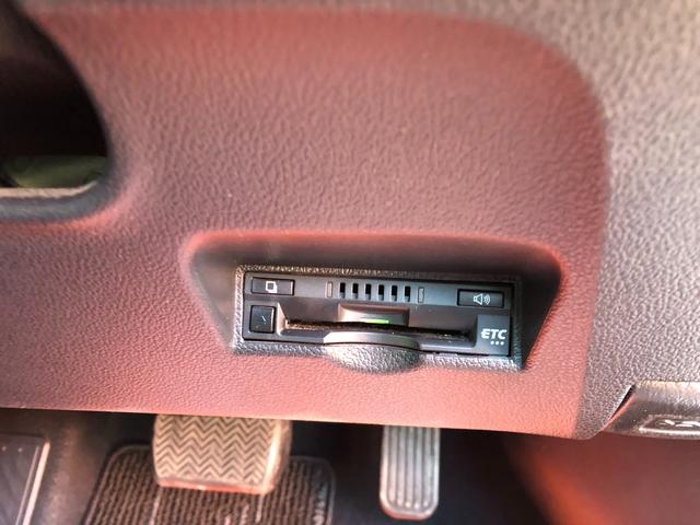 プリウスＰＨＶ Ｓセーフティパッケージ　純正８インチディスプレイオーディオ　ナビフルセグＴＶ・パノラミックビューモニター・セーフティセンス・ビルトインＥＴＣ・ＢＳＭ・５人乗り・クリソナ・ＡＣ１００Ｖ・社外デジタルインナーミラー型前後ドラレコ（29枚目）