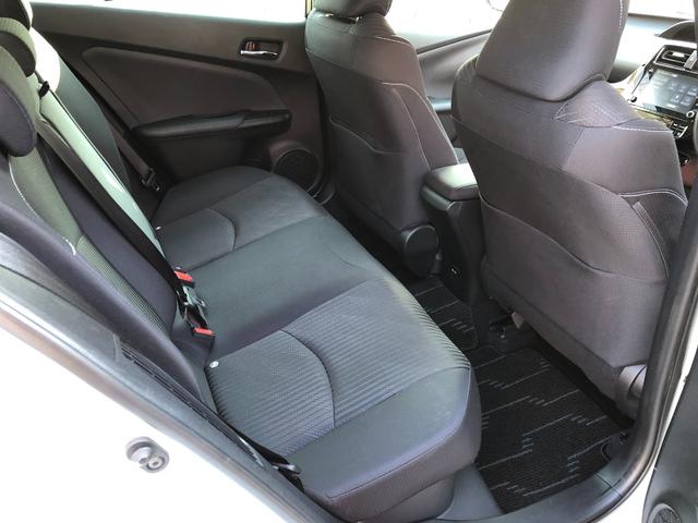 プリウスＰＨＶ Ｓセーフティパッケージ　純正８インチディスプレイオーディオ　ナビフルセグＴＶ・パノラミックビューモニター・セーフティセンス・ビルトインＥＴＣ・ＢＳＭ・５人乗り・クリソナ・ＡＣ１００Ｖ・社外デジタルインナーミラー型前後ドラレコ（42枚目）