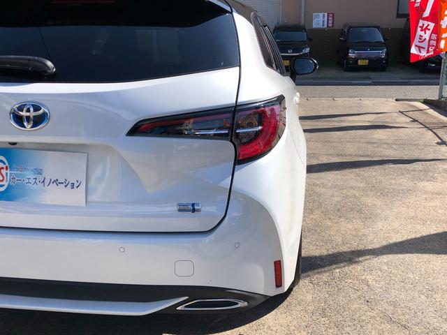 カローラツーリング ハイブリッド　ダブルバイビー　ツートンカラー・９インチディスプレイオーディオ・ナビ・トヨタセーフティセンス・シートヒーター・ハンドルヒーター・バックモニター・クリアランスソナー・レーダークルーズ・ＲＣＴＡ・ＤＶＤデッキ・ドラレコ（13枚目）