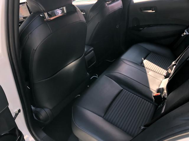 カローラツーリング ハイブリッド　ダブルバイビー　ツートンカラー・９インチディスプレイオーディオ・ナビ・トヨタセーフティセンス・シートヒーター・ハンドルヒーター・バックモニター・クリアランスソナー・レーダークルーズ・ＲＣＴＡ・ＤＶＤデッキ・ドラレコ（45枚目）