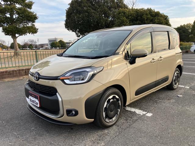 シエンタ ハイブリッドＺ　・１０．５インチ純正ＴＶ／ナビ・パノラミックビューモニター・ブラインドスポットモニター・ビルトインＥＴＣ２．０・前席シートヒーター・ステアリングヒーター・ＡＣ１００Ｖ１５００Ｗコンセント・後席モニター（3枚目）