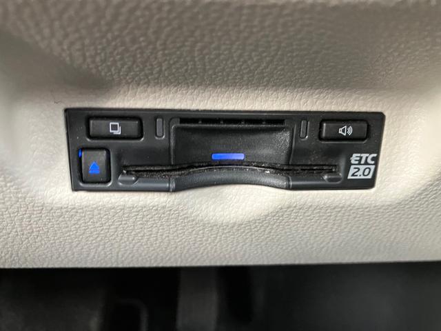 シエンタ ハイブリッドＺ　・１０．５インチ純正ＴＶ／ナビ・パノラミックビューモニター・ブラインドスポットモニター・ビルトインＥＴＣ２．０・前席シートヒーター・ステアリングヒーター・ＡＣ１００Ｖ１５００Ｗコンセント・後席モニター（32枚目）