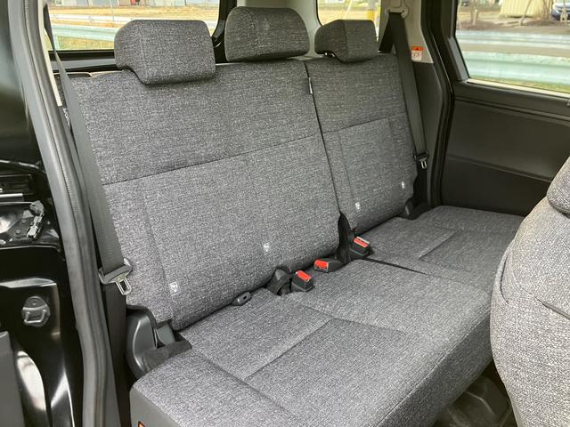 シエンタ ハイブリッドＺ　・モデリスタエアロ・１０．５インチ純正ＴＶ／ナビ・パノラミックビューモニター・ブラインドスポットモニター・ビルトインＥＴＣ・純正ＣＤ＆ＤＶＤデッキ・純正１５インチアルミホイール（16枚目）