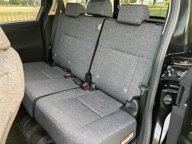 シエンタ ハイブリッドＺ　・モデリスタエアロ・１０．５インチ純正ＴＶ／ナビ・パノラミックビューモニター・ブラインドスポットモニター・ビルトインＥＴＣ・純正ＣＤ＆ＤＶＤデッキ・純正１５インチアルミホイール（20枚目）