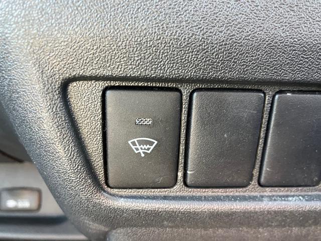 ハイエースバン ＤＸ　・４ＷＤ・寒冷地仕様・ステルスグレー全塗装・純正ＴＶ／ナビ・バックカメラ・クリアランスソナー・ビルトインＥＴＣ・純正ＬＥＤヘッドライ・純正ＬＥＤフォグライト・ＡＣ１００Ｖコンセント（35枚目）