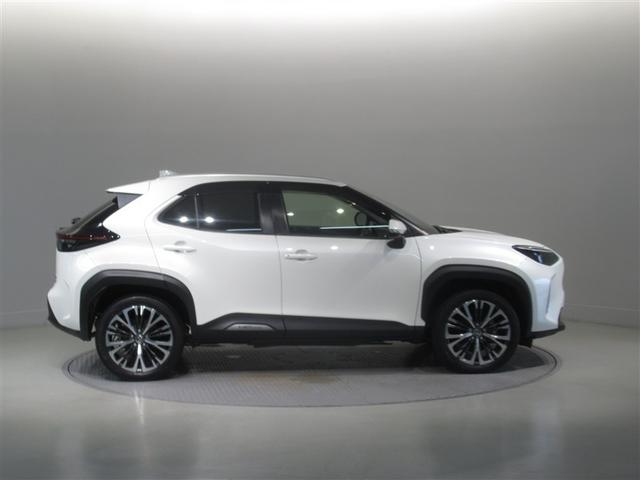 ヤリスクロス ハイブリッドＺ　４ＷＤ　メモリーナビ　ミュージックプレイヤー接続可　バックカメラ　衝突被害軽減システム　ＥＴＣ　ＬＥＤヘッドランプ　ワンオーナー（7枚目）
