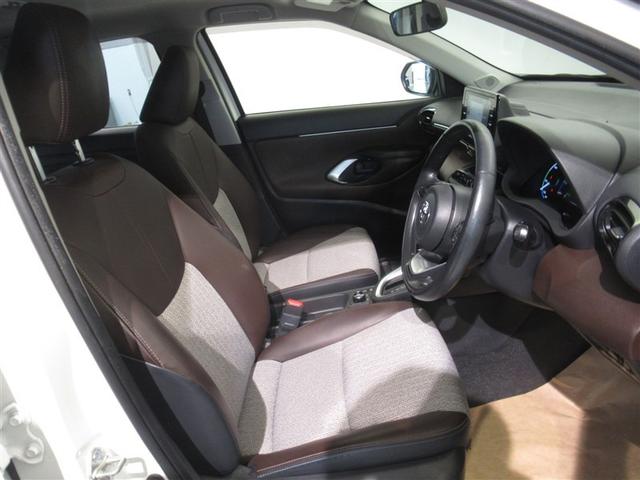 ヤリスクロス ハイブリッドＺ　４ＷＤ　メモリーナビ　ミュージックプレイヤー接続可　バックカメラ　衝突被害軽減システム　ＥＴＣ　ＬＥＤヘッドランプ　ワンオーナー（13枚目）