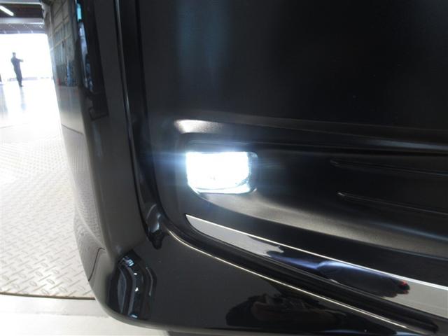 ノア ハイブリッドＳ－Ｚ　フルセグ　メモリーナビ　ＤＶＤ再生　ミュージックプレイヤー接続可　バックカメラ　衝突被害軽減システム　ＥＴＣ　両側電動スライド　ＬＥＤヘッドランプ　乗車定員７人　３列シート　ワンオーナー（10枚目）