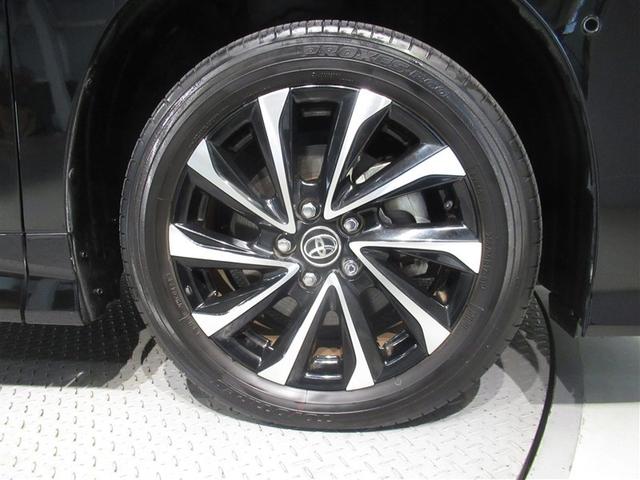 ノア ハイブリッドＳ－Ｚ　フルセグ　メモリーナビ　ＤＶＤ再生　ミュージックプレイヤー接続可　バックカメラ　衝突被害軽減システム　ＥＴＣ　両側電動スライド　ＬＥＤヘッドランプ　乗車定員７人　３列シート　ワンオーナー（28枚目）