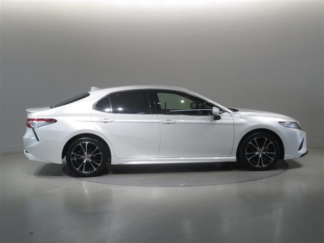 カムリ ＷＳ　メモリーナビ　ミュージックプレイヤー接続可　バックカメラ　衝突被害軽減システム　ＥＴＣ　ＬＥＤヘッドランプ　ワンオーナー（7枚目）