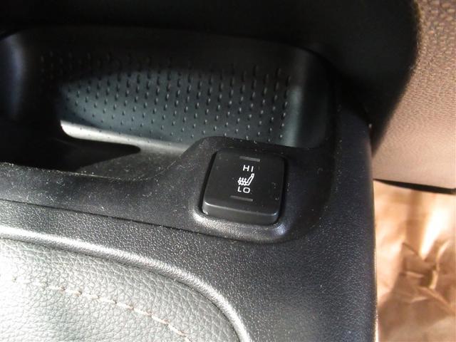 カローラ ハイブリッド　ダブルバイビー　メモリーナビ　ミュージックプレイヤー接続可　バックカメラ　衝突被害軽減システム　ＥＴＣ　ＬＥＤヘッドランプ　ワンオーナー（25枚目）