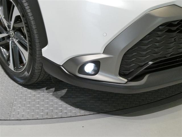 カローラクロス ハイブリッド　Ｚ　メモリーナビ　ミュージックプレイヤー接続可　バックカメラ　衝突被害軽減システム　ＥＴＣ　ＬＥＤヘッドランプ　ワンオーナー（10枚目）