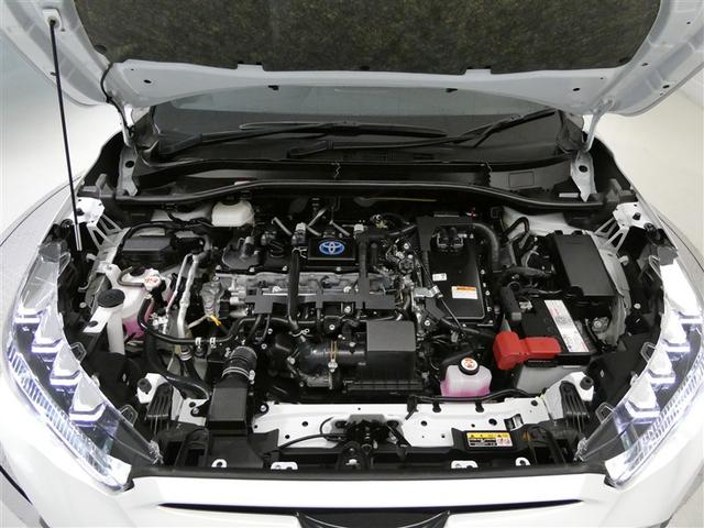 カローラクロス ハイブリッド　Ｚ　メモリーナビ　ミュージックプレイヤー接続可　バックカメラ　衝突被害軽減システム　ＥＴＣ　ＬＥＤヘッドランプ　ワンオーナー（12枚目）