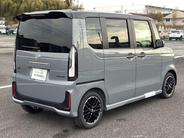 Ｎ－ＢＯＸカスタム ターボコーディネートスタイル　当社　試乗車（3枚目）