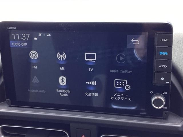 フリード ｅ：ＨＥＶクロスター　当社　試乗車（5枚目）