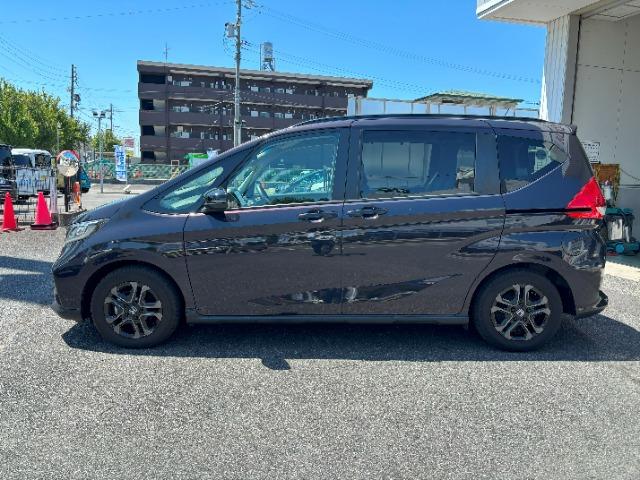 Ｇブラックスタイル　カーナビ　ＥＴＣ　ドライブレコーダー　フルセグＴＶ　バックカメラ　衝突被害軽減ブレーキ　アダプティブクルーズコントロール　両側電動スライドドア（画像4）