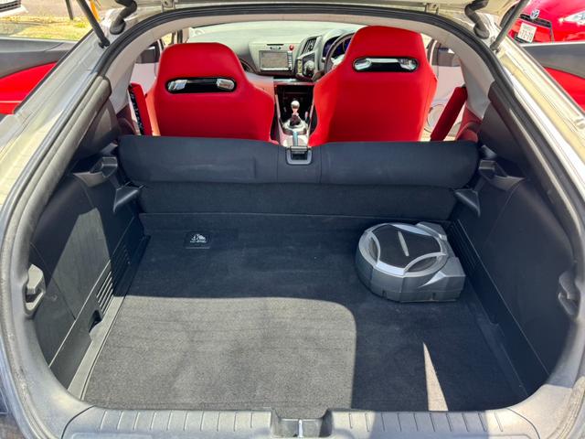 ＣＲ－Ｚ α　ＨＩＤヘッドライト　６速ＭＴ　ナビ　バックカメラ　ＥＴＣ　ＴＶ　ドライブレコーダー　クルーズコントロール　ＢＢＳ１７インチアルミホイール　本革巻きステアリング　無限エアロ　スマートキー　電格ミラー（65枚目）