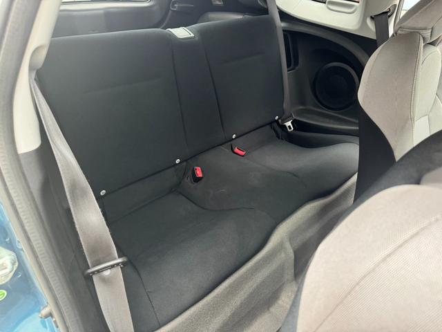 ＣＲ－Ｚ α　６速ＭＴ　ＨＩＤヘッドライト　ナビ　ＴＶ　ＥＴＣ　バックカメラ　ドライブレコーダー　純正１６インチアルミホイール　クルーズコントロール　本革巻きステアリング　フォグライト　オートライト　電格ミラー（21枚目）
