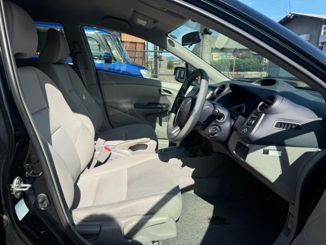 インサイト Ｇ　ナビ　ＥＴＣ　バックカメラ　キーレス　社外１５インチアルミホイール　フォグライト　ＴＶ（14枚目）