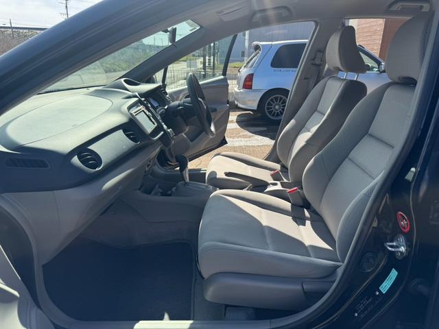 インサイト Ｇ　ナビ　ＥＴＣ　バックカメラ　キーレス　社外１５インチアルミホイール　フォグライト　ＴＶ（17枚目）