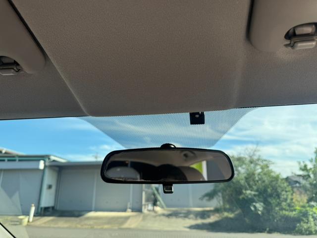 インサイト Ｇ　ナビ　ＥＴＣ　バックカメラ　キーレス　社外１５インチアルミホイール　フォグライト　ＴＶ（42枚目）