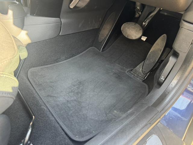 MINI クーパーS クーパーS(4名) HIDヘッドライト ターボ ナビ バックカメラ ETC 純正17インチアルミホイール キーレス 前後フォグライト オートライト クルーズコントロール(23枚目)