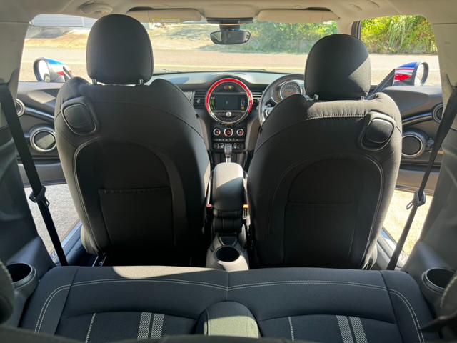 MINI クーパーS クーパーS(4名) HIDヘッドライト ターボ ナビ バックカメラ ETC 純正17インチアルミホイール キーレス 前後フォグライト オートライト クルーズコントロール(29枚目)