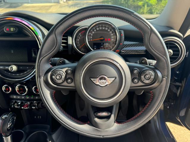 MINI クーパーS クーパーS(4名) HIDヘッドライト ターボ ナビ バックカメラ ETC 純正17インチアルミホイール キーレス 前後フォグライト オートライト クルーズコントロール(30枚目)