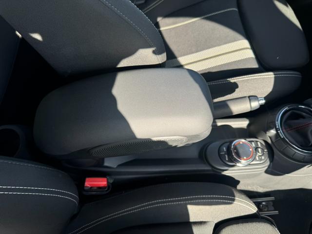 MINI クーパーS クーパーS(4名) HIDヘッドライト ターボ ナビ バックカメラ ETC 純正17インチアルミホイール キーレス 前後フォグライト オートライト クルーズコントロール(46枚目)