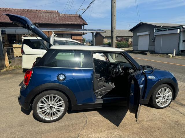 MINI クーパーS クーパーS(4名) HIDヘッドライト ターボ ナビ バックカメラ ETC 純正17インチアルミホイール キーレス 前後フォグライト オートライト クルーズコントロール(47枚目)