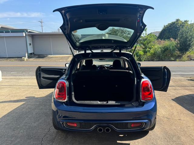 MINI クーパーS クーパーS(4名) HIDヘッドライト ターボ ナビ バックカメラ ETC 純正17インチアルミホイール キーレス 前後フォグライト オートライト クルーズコントロール(48枚目)