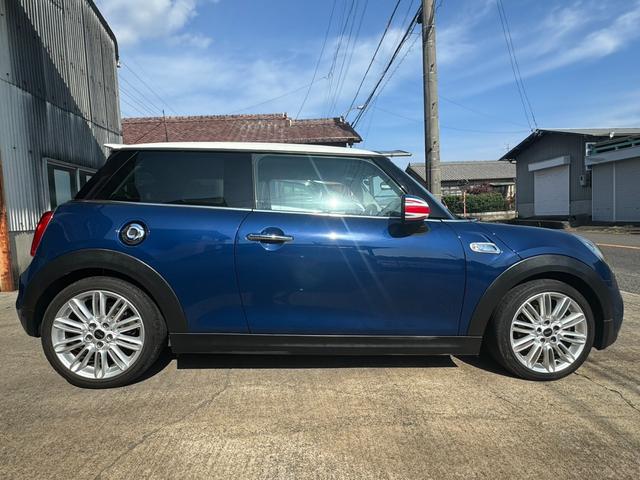 MINI クーパーS クーパーS(4名) HIDヘッドライト ターボ ナビ バックカメラ ETC 純正17インチアルミホイール キーレス 前後フォグライト オートライト クルーズコントロール(69枚目)