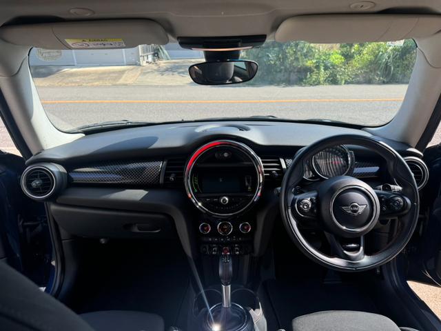 MINI クーパーS クーパーS(4名) HIDヘッドライト ターボ ナビ バックカメラ ETC 純正17インチアルミホイール キーレス 前後フォグライト オートライト クルーズコントロール(75枚目)