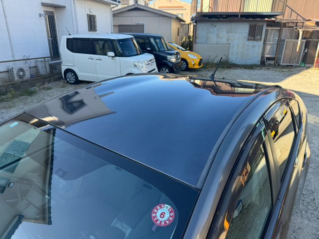 プリウス Ｓ　ＬＥＤエディション　ナビ　ＥＴＣ　ＬＥＤヘッドライト　スマートキー　社外１５インチアルミホイール　フォグライト　オートライト（10枚目）