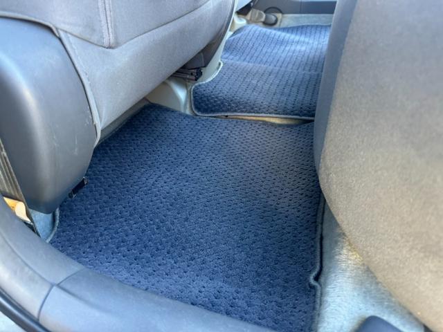 プリウス Ｓ　ＬＥＤエディション　ナビ　ＥＴＣ　ＬＥＤヘッドライト　スマートキー　社外１５インチアルミホイール　フォグライト　オートライト（36枚目）