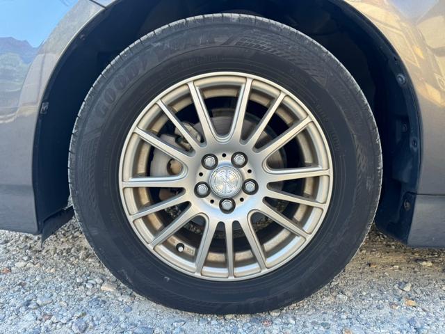 プリウス Ｓ　ＬＥＤエディション　ナビ　ＥＴＣ　ＬＥＤヘッドライト　スマートキー　社外１５インチアルミホイール　フォグライト　オートライト（41枚目）