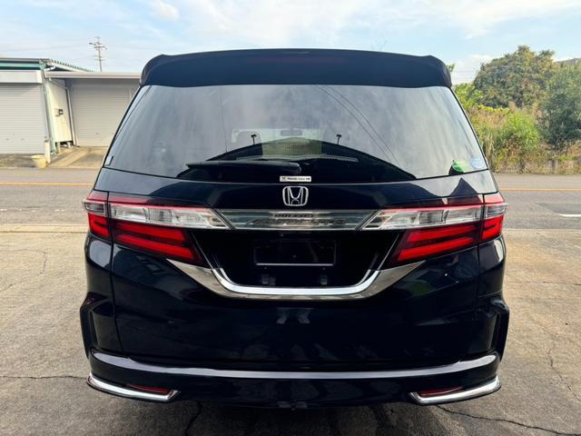 オデッセイ アブソルート・EX LEDヘッドライト ナビ ETC 全方位カメラ 両側電動スライドドア 純正18インチアルミホイール スマートキー オートライト フォグライト クルーズコントロール 後部座席モニター パワーシート(9枚目)