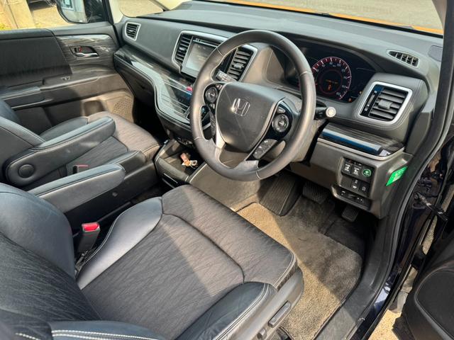 オデッセイ アブソルート・EX LEDヘッドライト ナビ ETC 全方位カメラ 両側電動スライドドア 純正18インチアルミホイール スマートキー オートライト フォグライト クルーズコントロール 後部座席モニター パワーシート(11枚目)