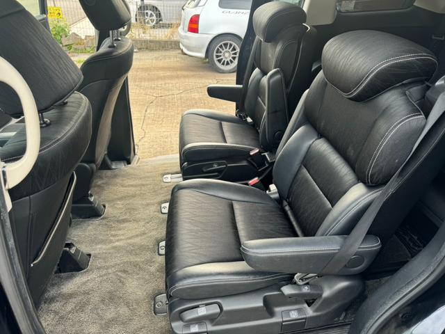 オデッセイ アブソルート・EX LEDヘッドライト ナビ ETC 全方位カメラ 両側電動スライドドア 純正18インチアルミホイール スマートキー オートライト フォグライト クルーズコントロール 後部座席モニター パワーシート(21枚目)