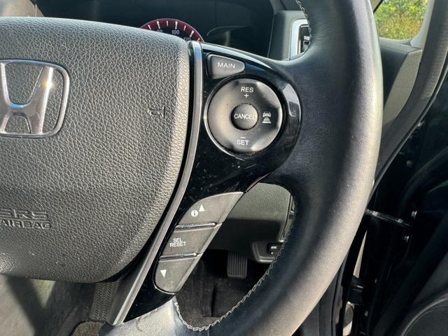 オデッセイ アブソルート・EX LEDヘッドライト ナビ ETC 全方位カメラ 両側電動スライドドア 純正18インチアルミホイール スマートキー オートライト フォグライト クルーズコントロール 後部座席モニター パワーシート(40枚目)