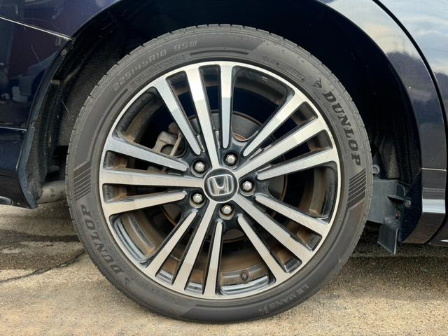 オデッセイ アブソルート・EX LEDヘッドライト ナビ ETC 全方位カメラ 両側電動スライドドア 純正18インチアルミホイール スマートキー オートライト フォグライト クルーズコントロール 後部座席モニター パワーシート(42枚目)