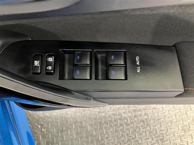 オーリス ＲＳ　ワンセグ　ワンオーナー　ＬＥＤヘッドライト　衝突被害軽減システム　スマートキー　メモリーナビ　横滑り防止装置　ＥＴＣ　ＡＢＳ　寒冷地仕様　ＡＡＣ　ＡＵＸ端子　Ｂカメラ（32枚目）