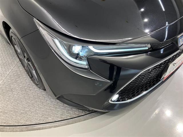 カローラツーリング ハイブリッド　ダブルバイビー　追突軽減ブレーキ　バックモニタ　横滑防止　スマキー　ＬＥＤライト　デュアルエアバッグ　エアコン　オートクルーズ　サイドエアバッグ　ＥＴＣ付　ＰＳ　キーフリー　ＡＢＳ　エアバック　パワーウィンドウ（9枚目）