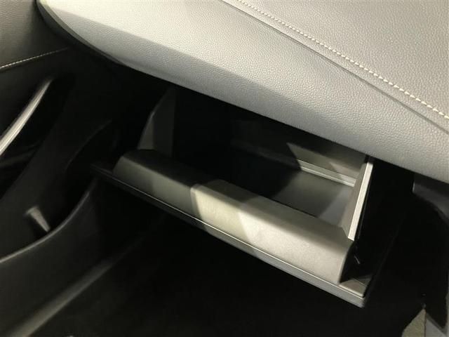 カローラツーリング ハイブリッド　ダブルバイビー　追突軽減ブレーキ　バックモニタ　横滑防止　スマキー　ＬＥＤライト　デュアルエアバッグ　エアコン　オートクルーズ　サイドエアバッグ　ＥＴＣ付　ＰＳ　キーフリー　ＡＢＳ　エアバック　パワーウィンドウ（16枚目）