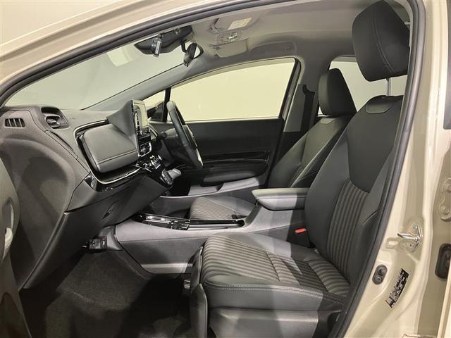 アクア Ｇ　ＶＳＣ　アルミ　衝突軽減ブレーキ　メモリナビ　アイドルストップ　パワーシート　バックモニター　ＬＥＤ　クルーズコントロール　スマートキー　ＥＴＣ車載器　フルセグＴＶ　ナビＴＶ　パワーウィンドウ　試乗車（6枚目）